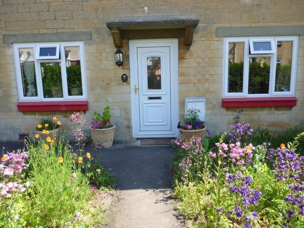 Calne Bed And Breakfast ภายนอก รูปภาพ